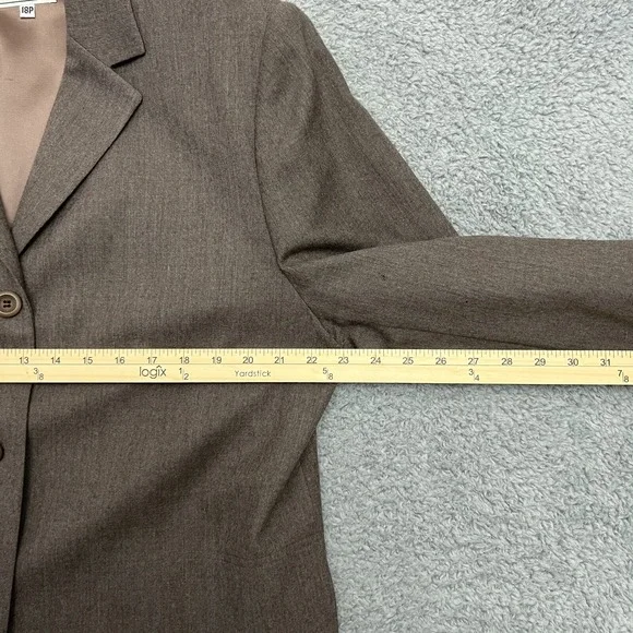 L.L. Bean Blazer Women 18P Brown Good Wool 3-Button Made in USA OMU45 - Picture 9 of 10